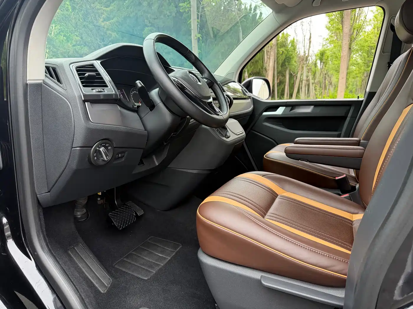 Volkswagen Caravelle 2019 2.0TSI 4WD Luxury 7-seater фото 10