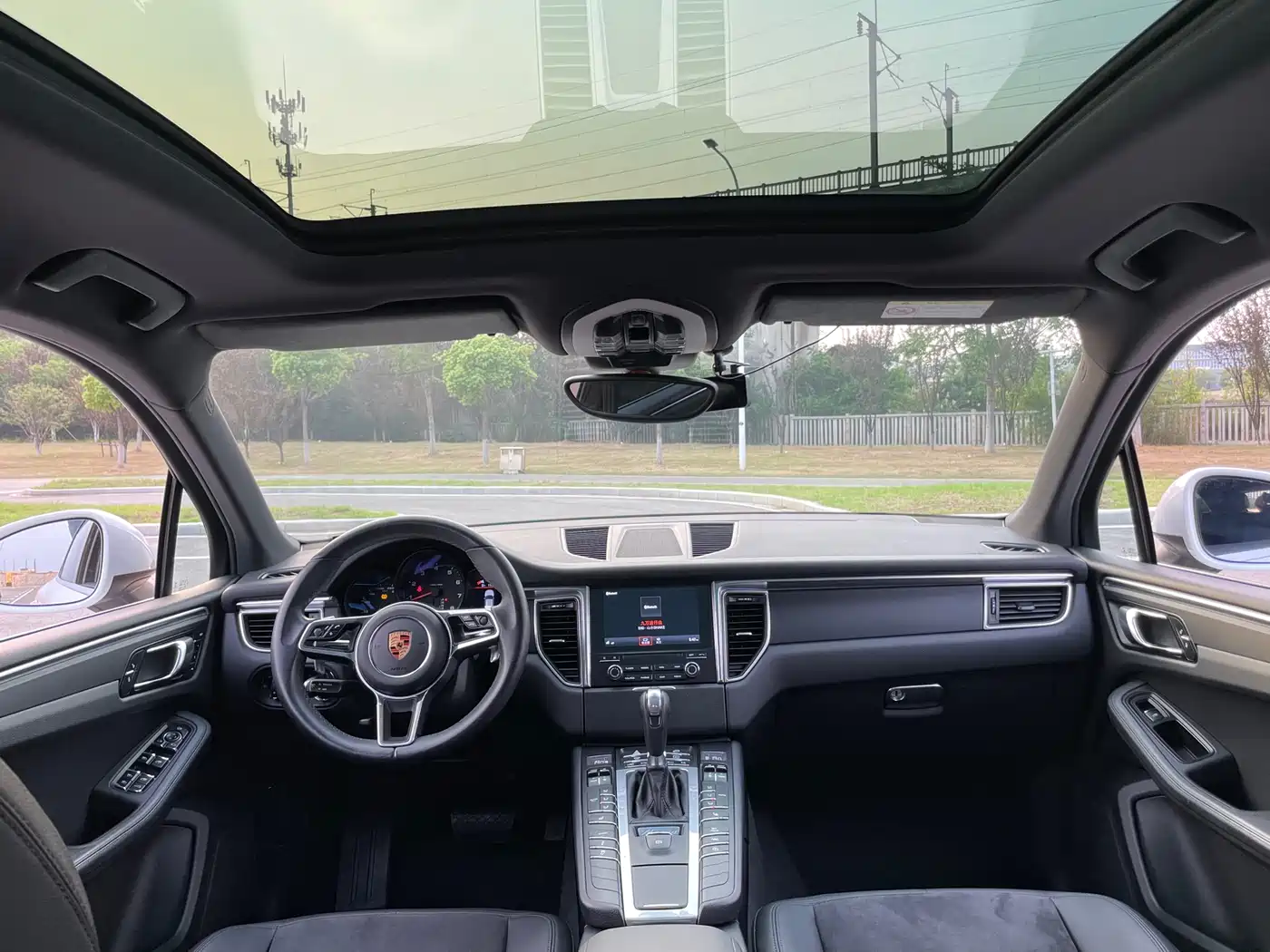 Porsche Macan 2017 Macan 2.0T фото 9