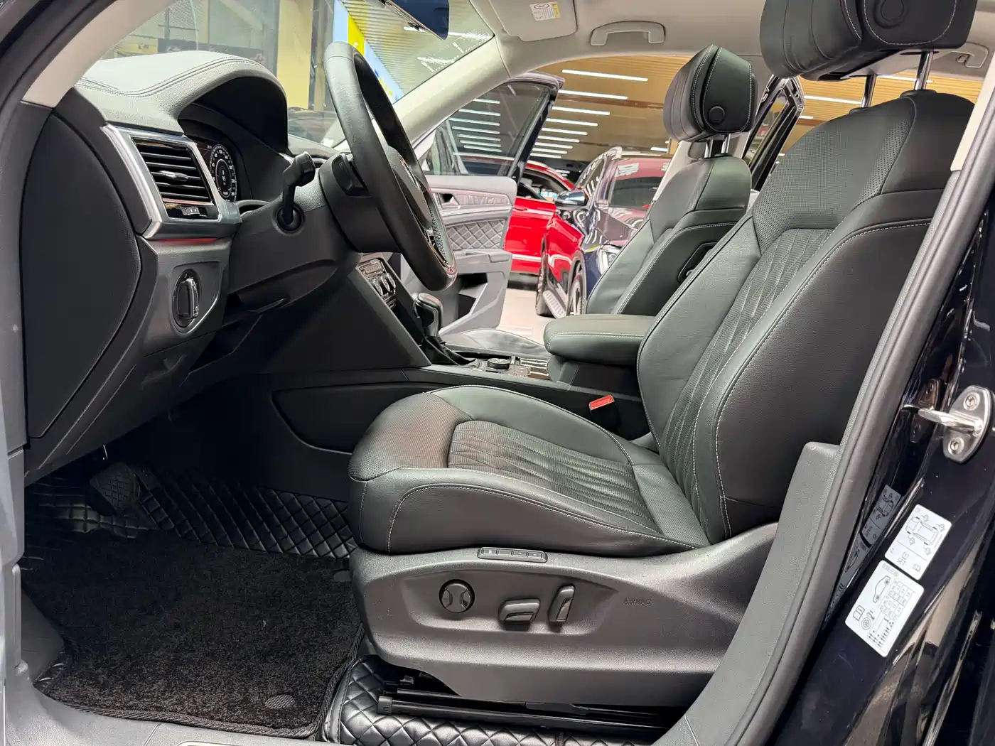 Volkswagen Teramont 2019 380TSI 4WD Flagship Edition China VI фото 9