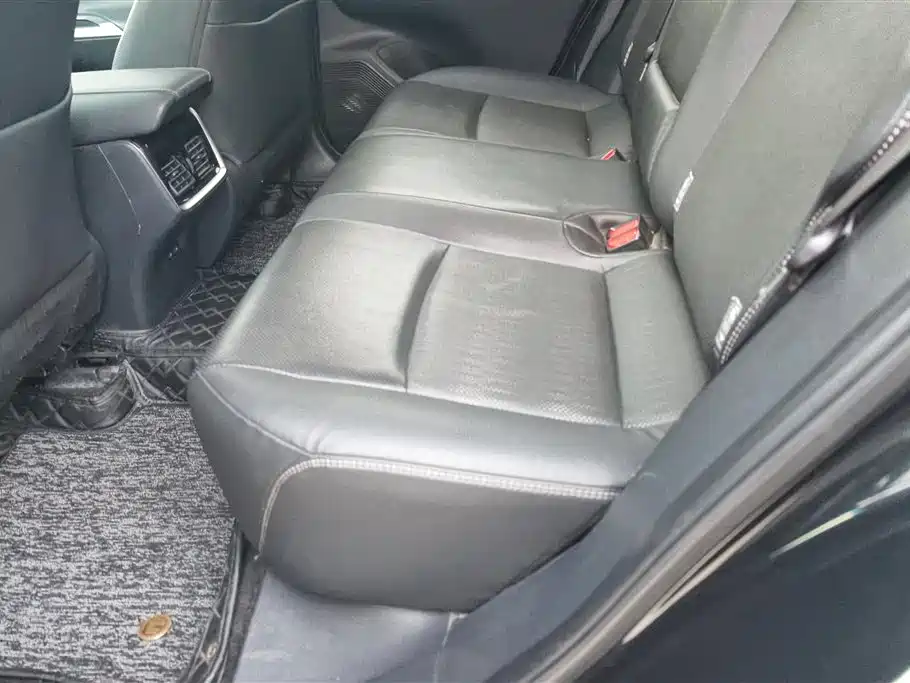 Toyota Venza 2022 2.0L CVT 2WD Premium фото 11
