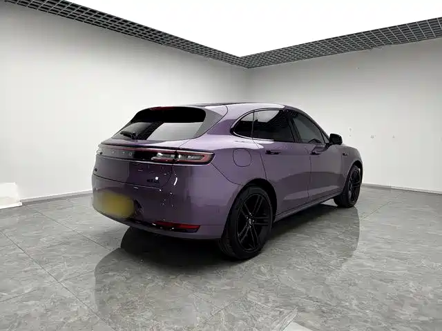 AITO Wenjie AITO M5 2025 Extended Range Ultra AWD фото 6
