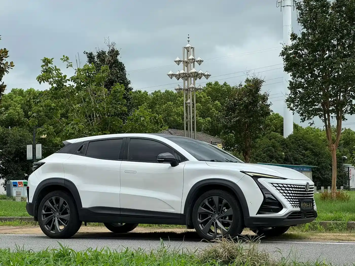 Фото 3 - Changan UNI-T