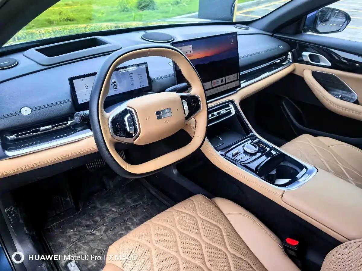 Geely Galaxy Galaxy A7 2025 EM-i фото 12