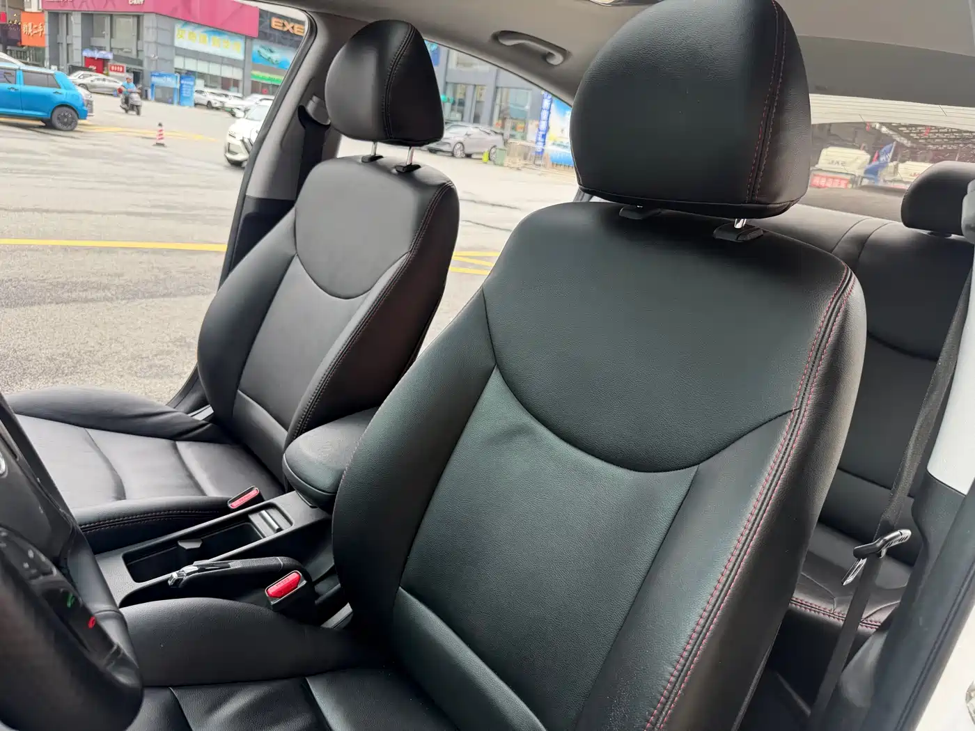 Hyundai Langdong 2016 1.6L Automatic Premium Edition фото 29