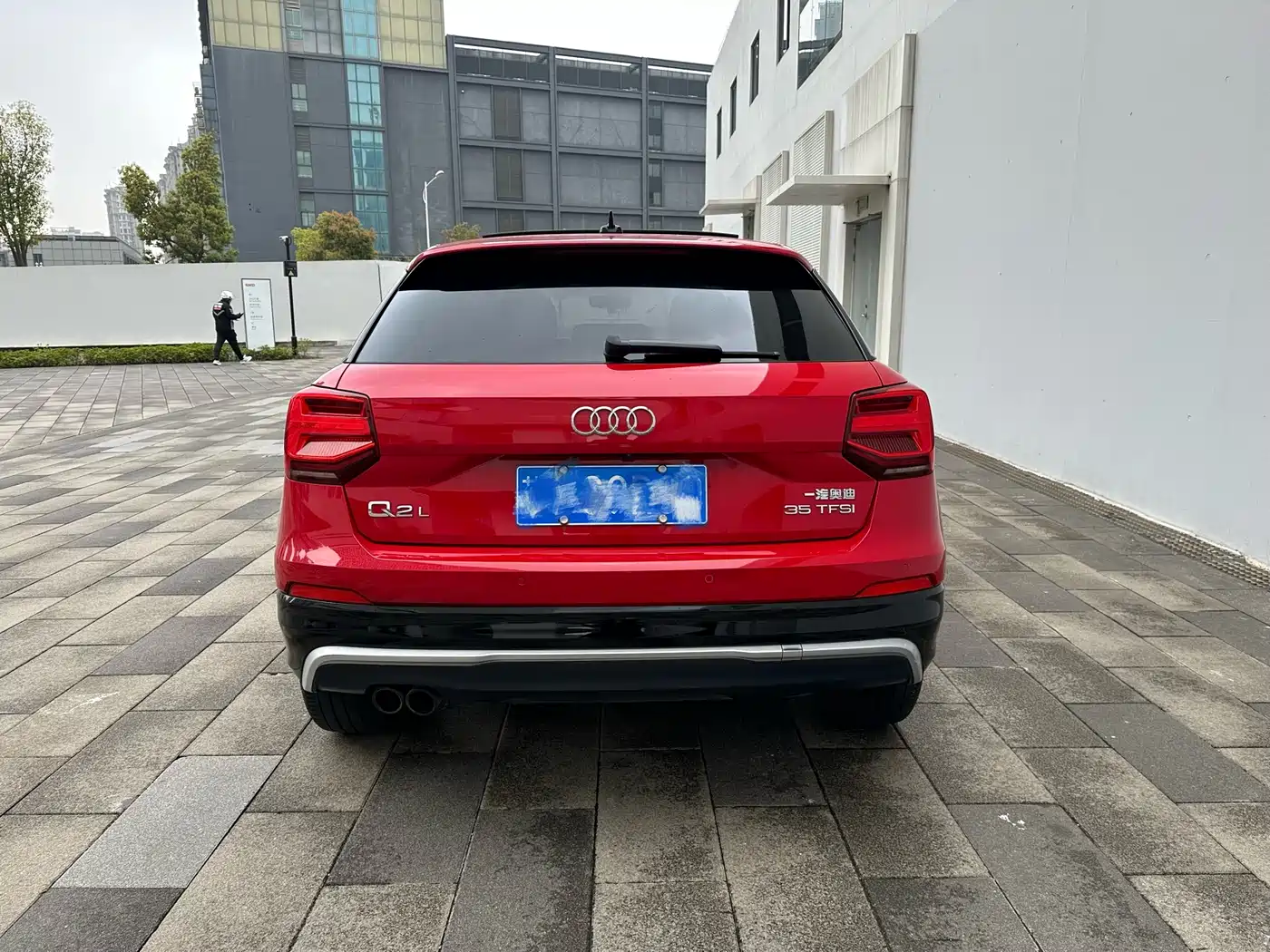 AUDI Q2L