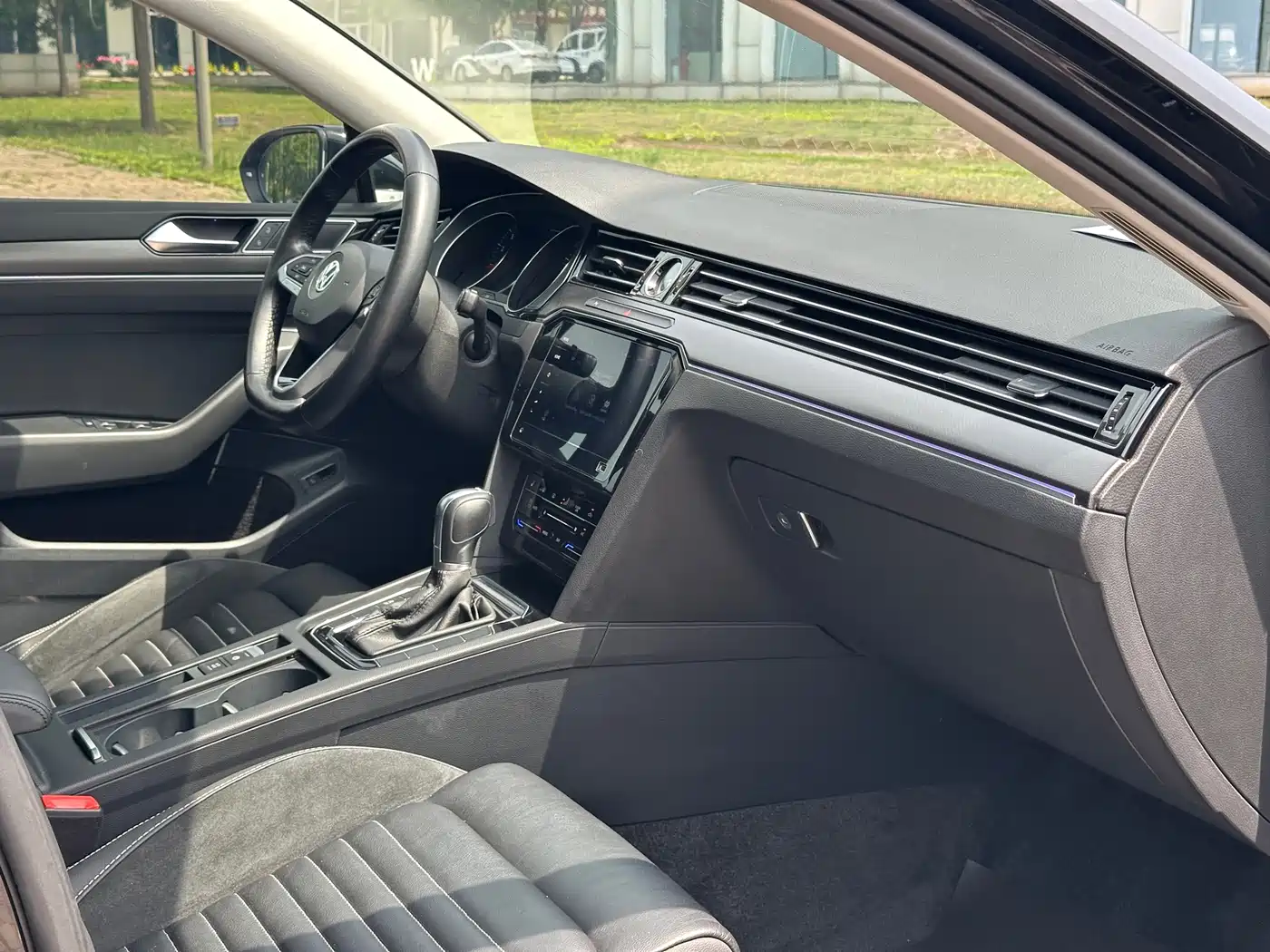 Volkswagen Magotan 2020 330TSI DSG Leading фото 19