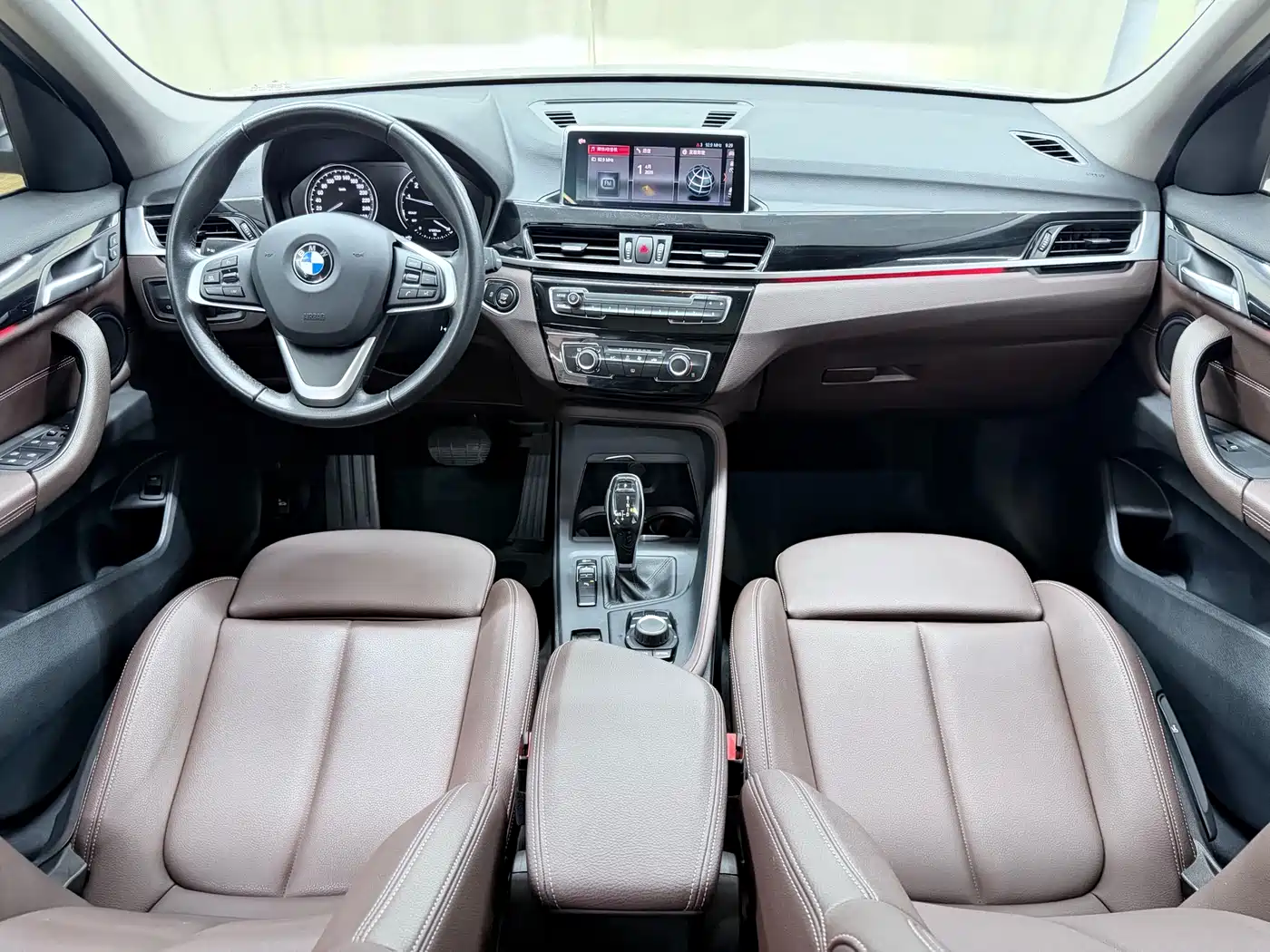 BMW X1 2020 sDrive20Li Fashion Model фото 10