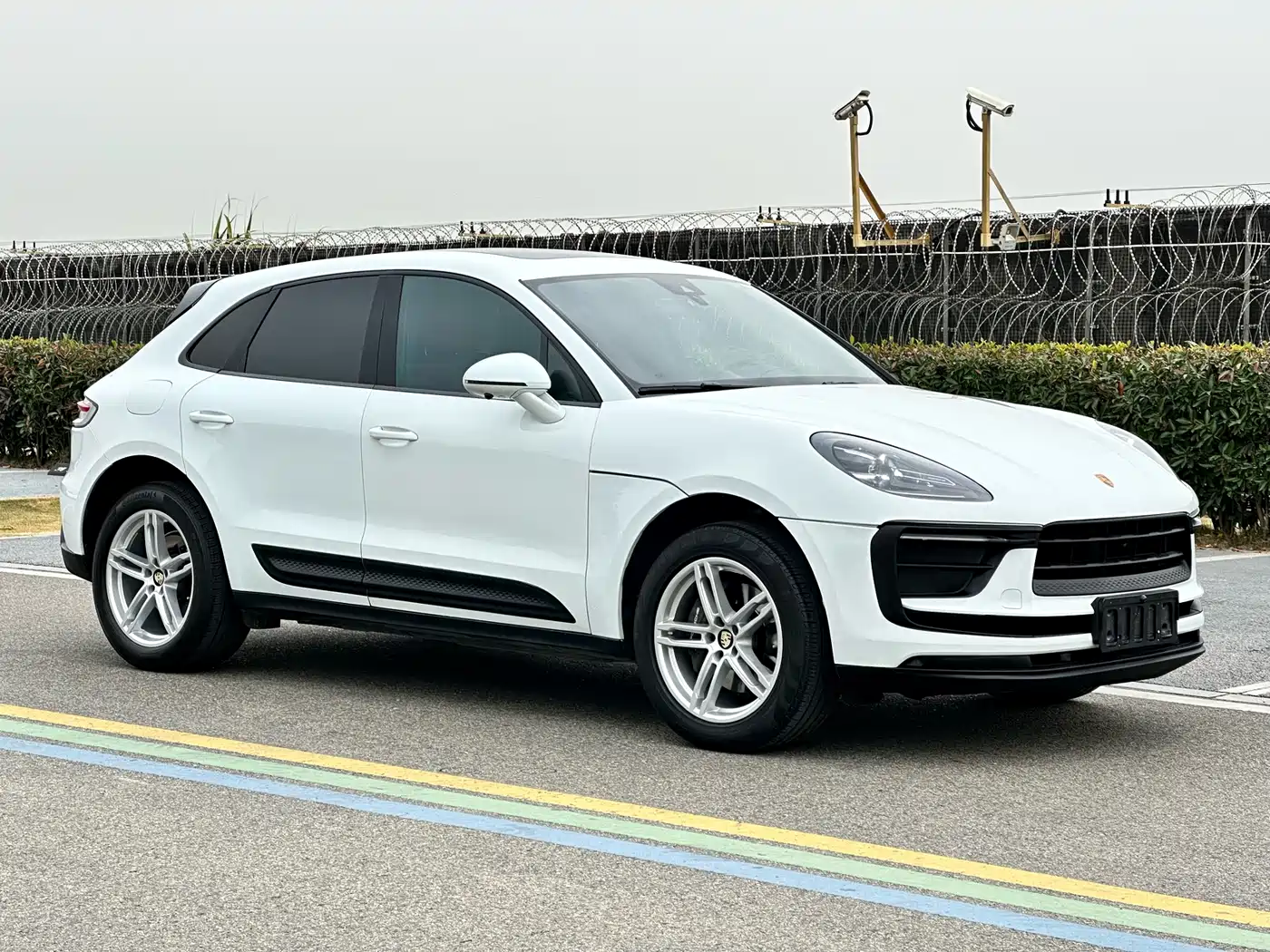 Porsche Macan 2024 Macan 2.0T фото 3