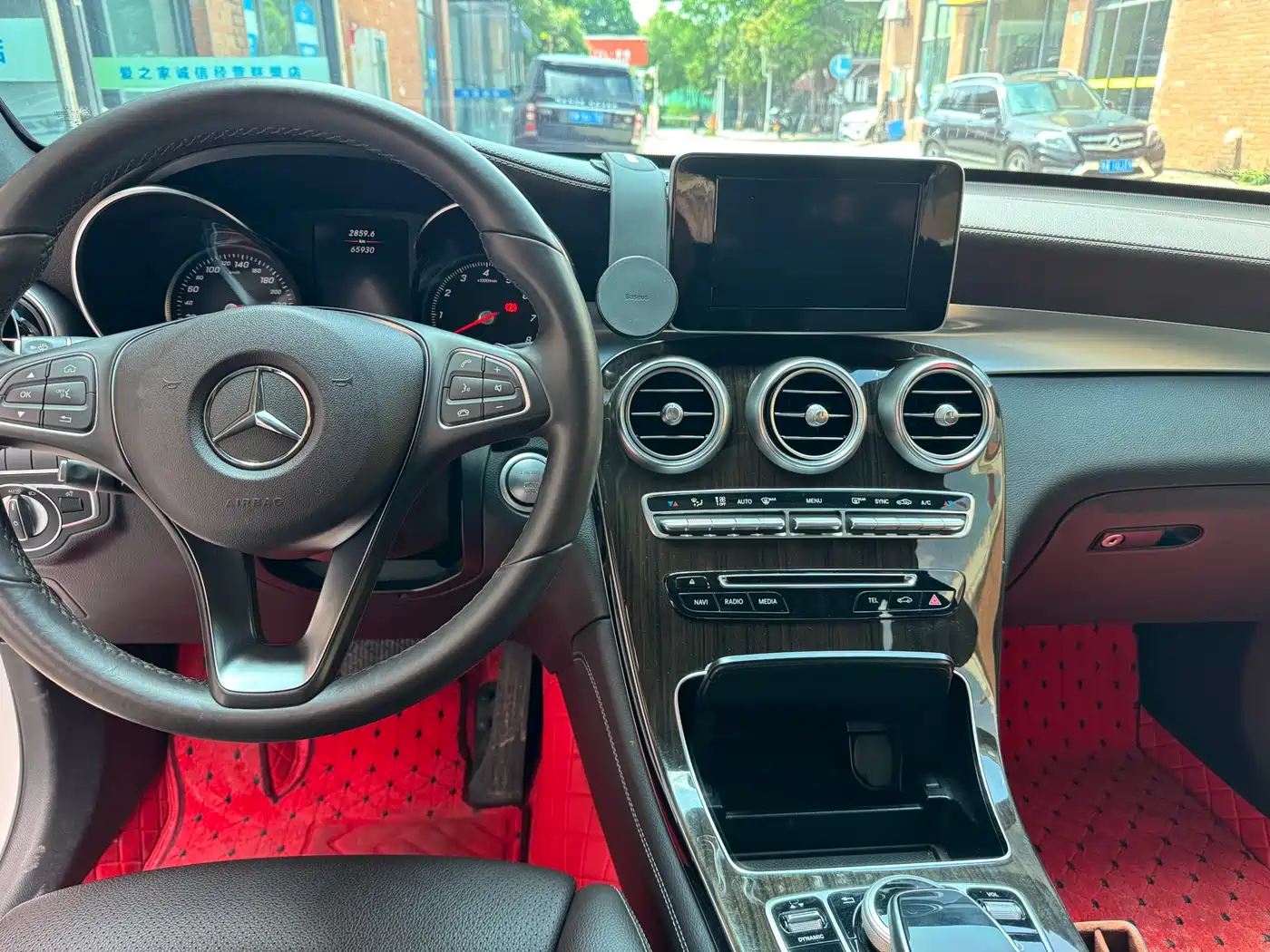 Mercedes-Benz GLC 2019 GLC 260 L 4MATIC Luxury фото 7