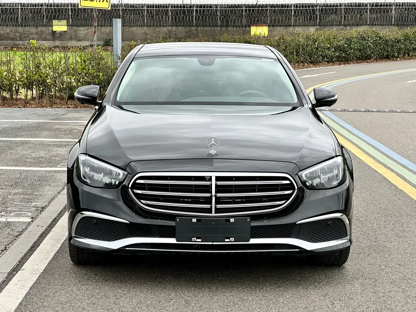 Mercedes-Benz E-Class 2023 E 300 L Luxury фото 2
