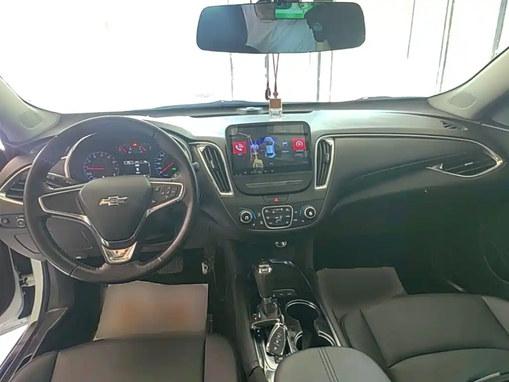 Chevrolet Malibu XL 2017 1.5T Auto Sport Edition фото 10