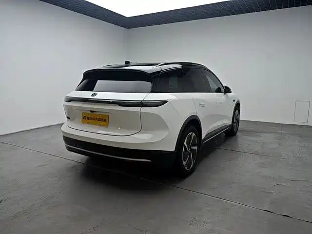 NIO NIO ES6