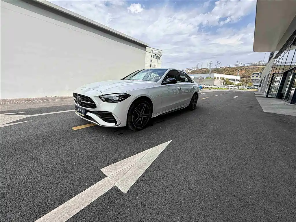 Mercedes-Benz C-Class 2024 C 260 L Night Edition Sport