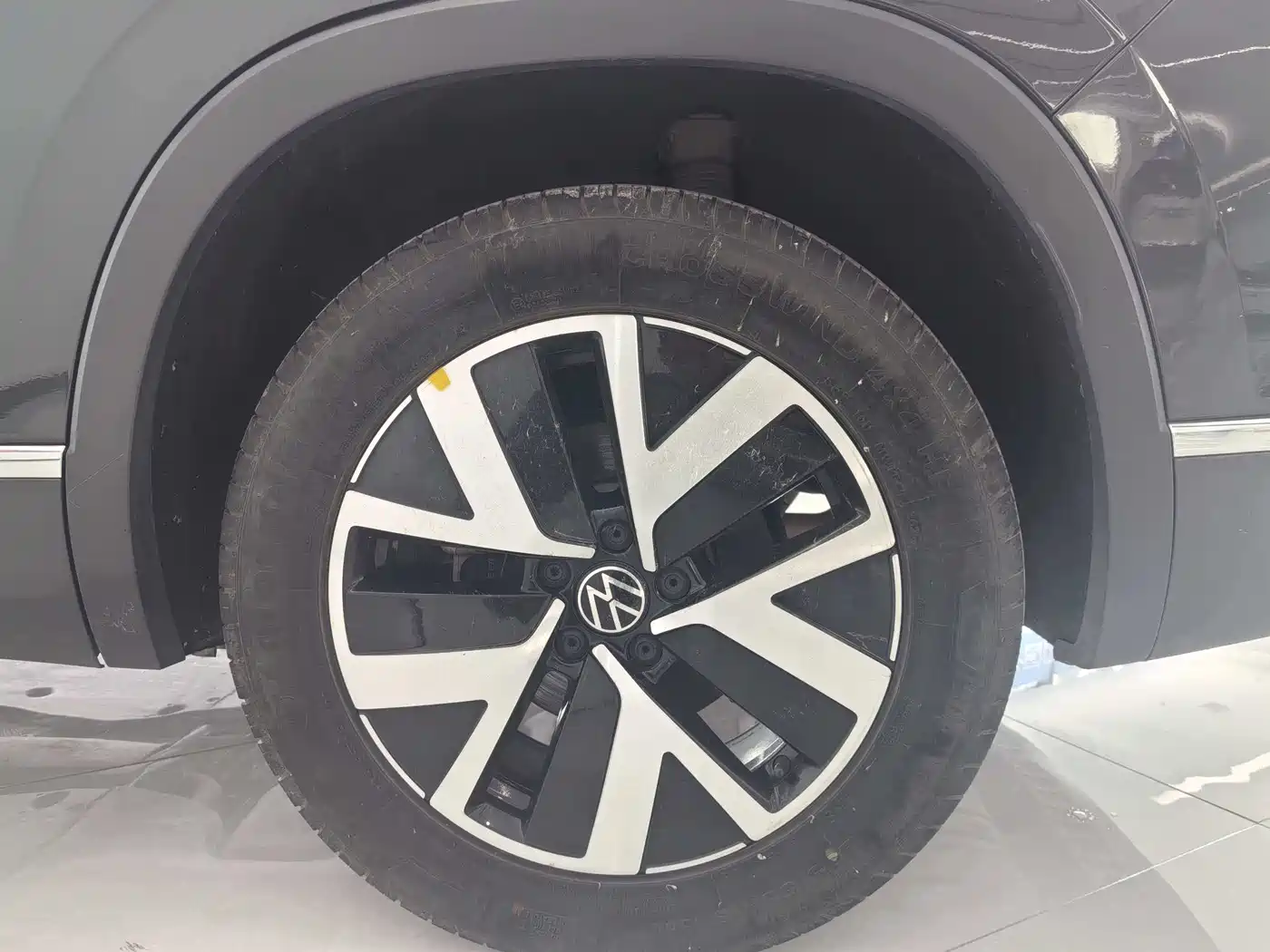 Volkswagen Tayron 2023 330TSI 2WD Luxury Plus Advanced Edition фото 10