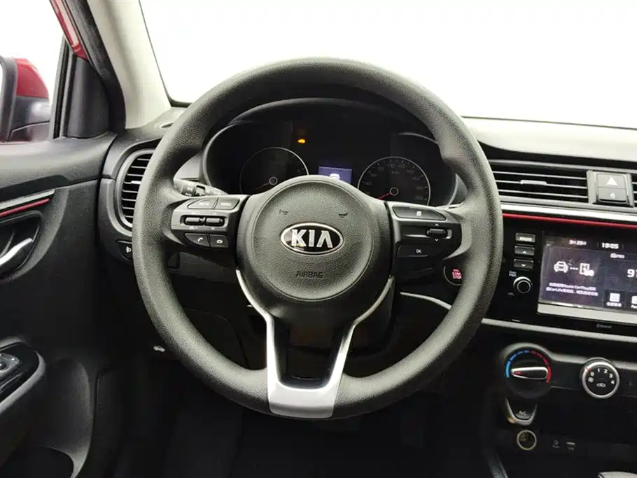 KIA KX CROSS