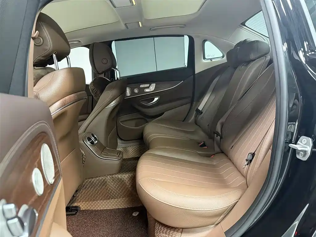 Mercedes-Benz E-Class 2023 Facelift E 300 L Luxury фото 13