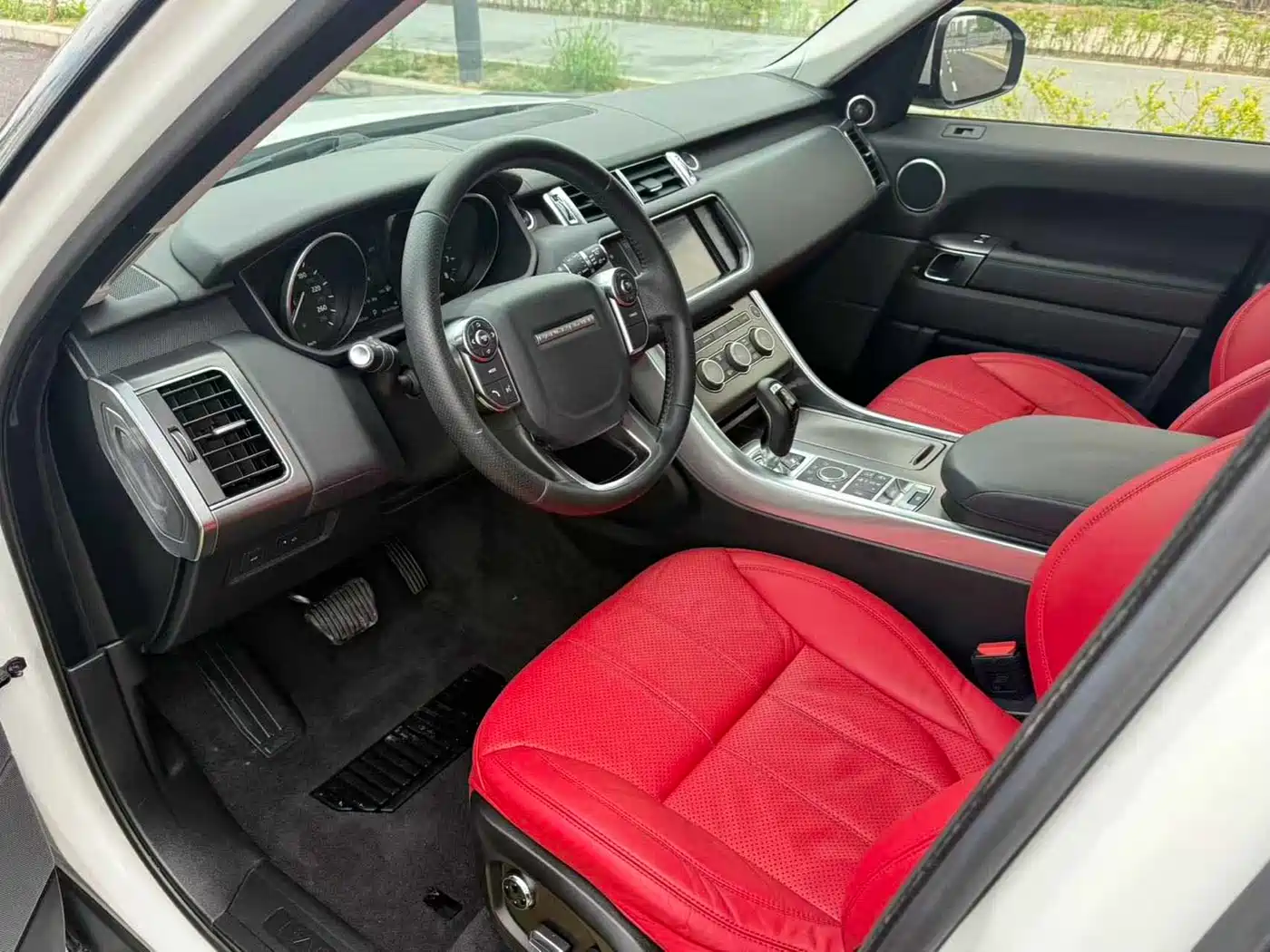 Land Rover Range Rover Sport 2017 3.0 SC V6 HSE фото 15
