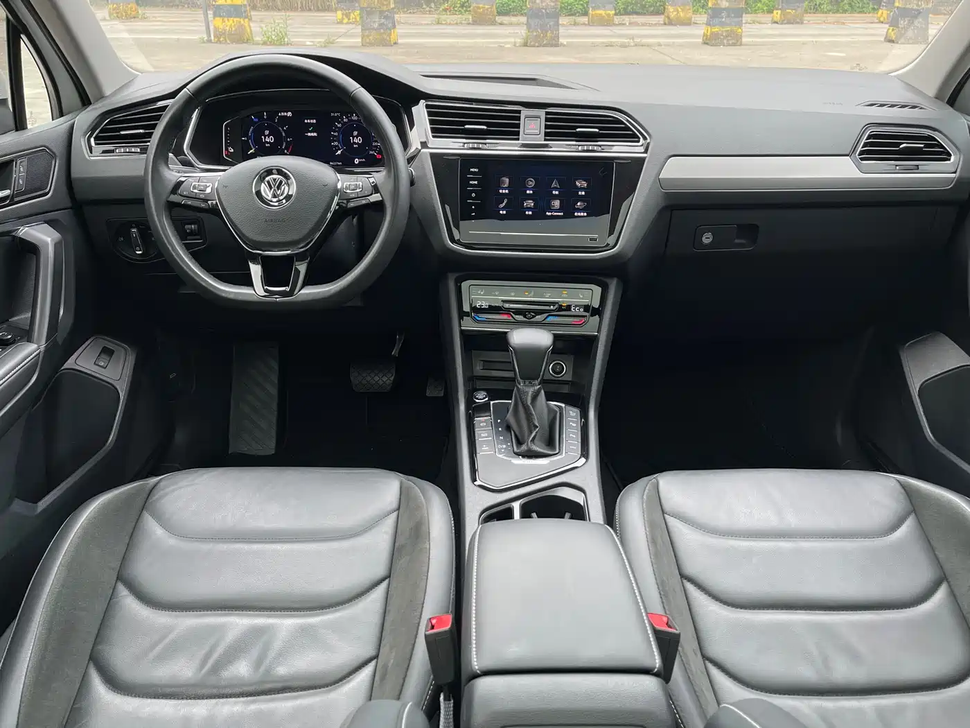 Volkswagen Tiguan L PHEV 2020 430PHEV Plug-in Hybrid Premium Edition фото 12