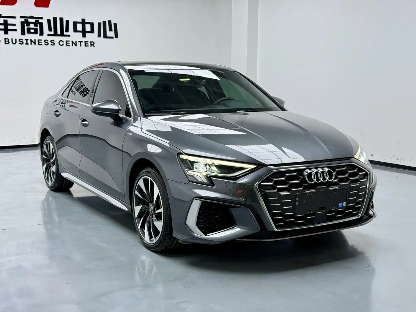 Audi A3 2023 A3L Limousine 35 TFSI Fashion Sport фото 3