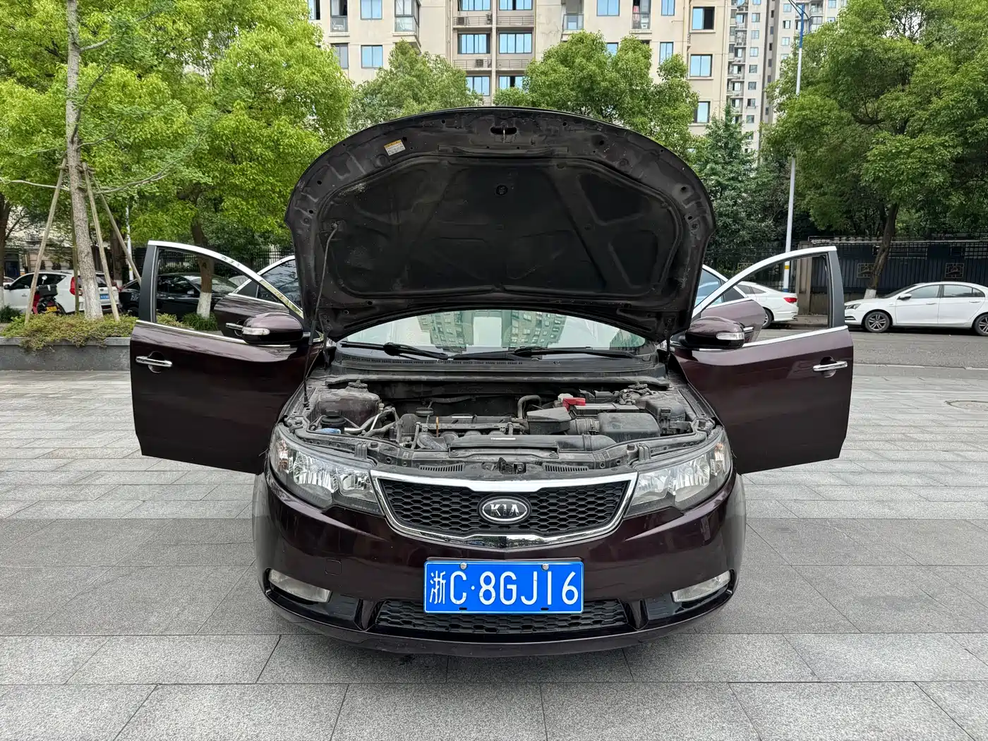 Kia Forte 2011 Model 1.6L AT GL фото 18