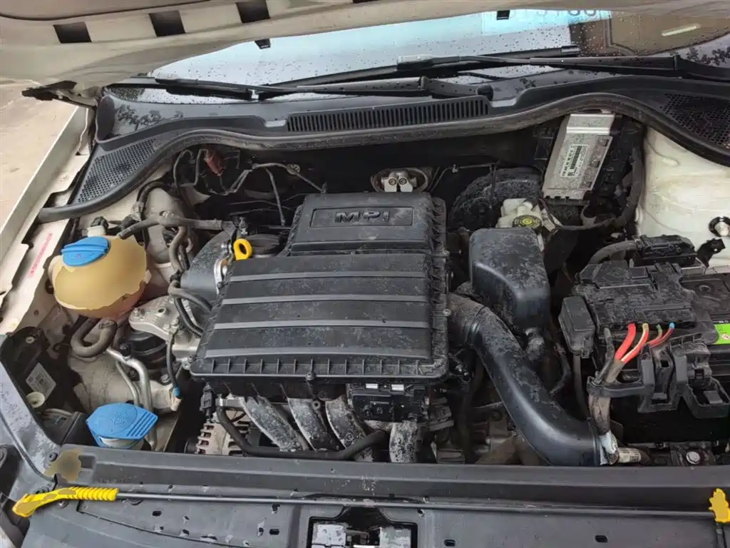 Volkswagen Polo 2016 1.6L Automatic Comfort фото 20