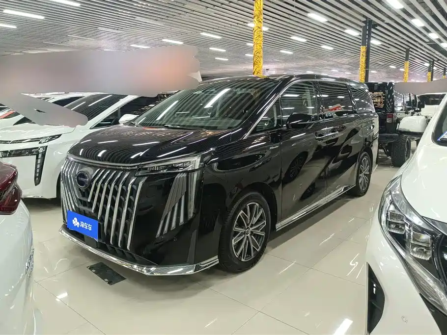 GAC TRUMPCHI M8