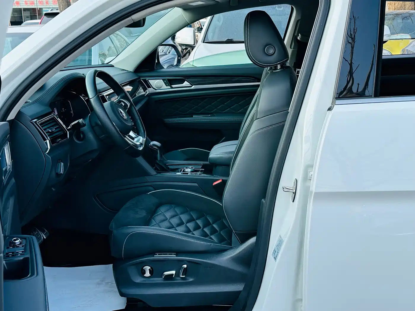 Volkswagen Teramont 2020 Teramont X 530 V6 4WD Premium Luxury фото 9