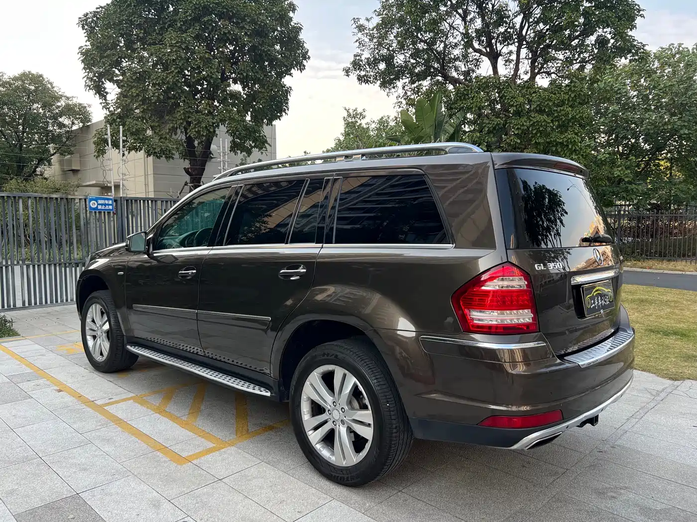 Mercedes-Benz GL-Class фото 6