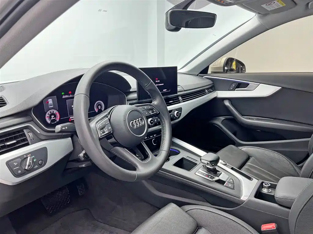 Audi A4L 2020 40 TFSI Fashion Dynamic Edition фото 13