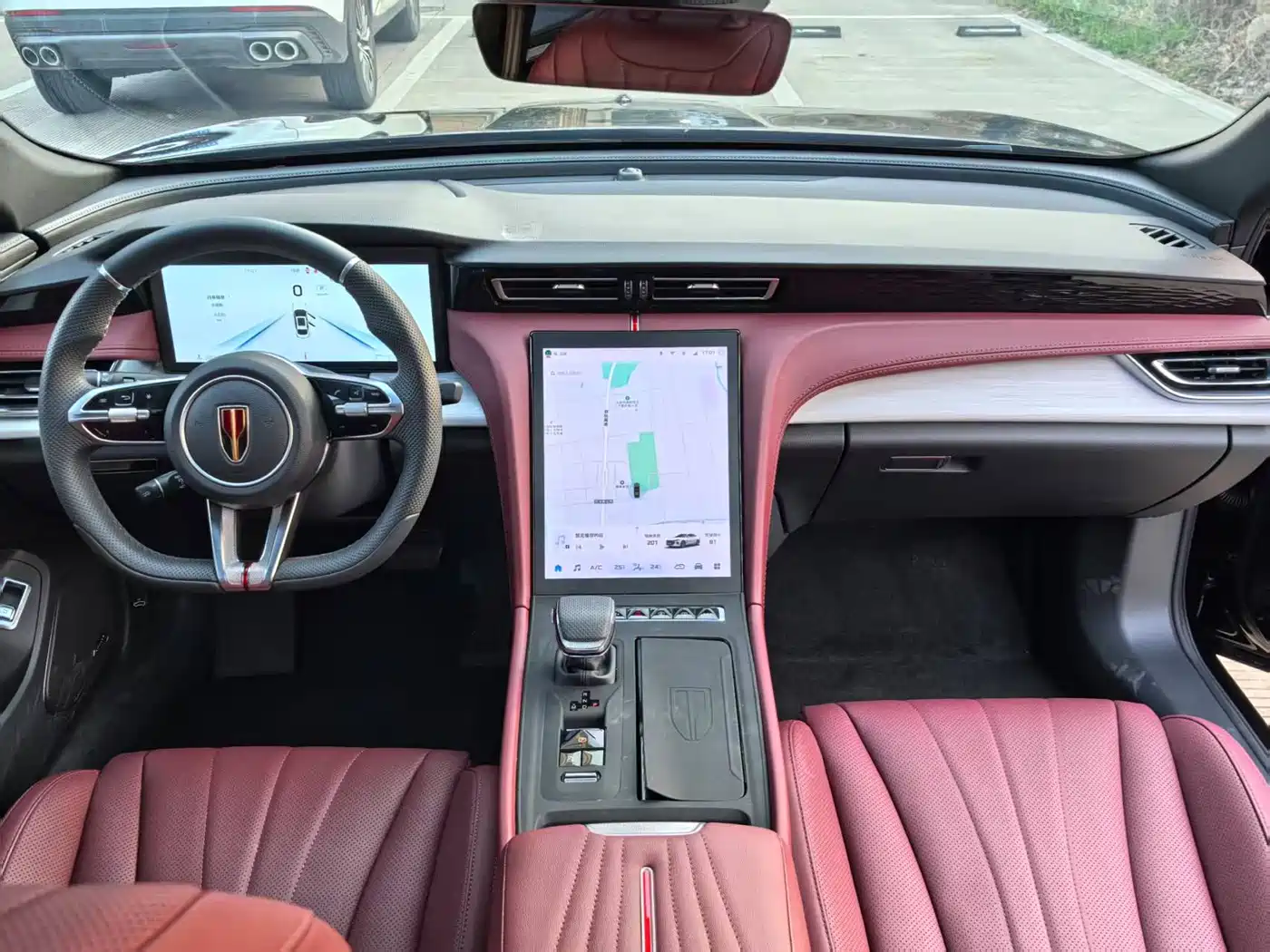 Hongqi H5 2025 2.0T Automatic Mystic Shadow 2 Million Edition фото 7