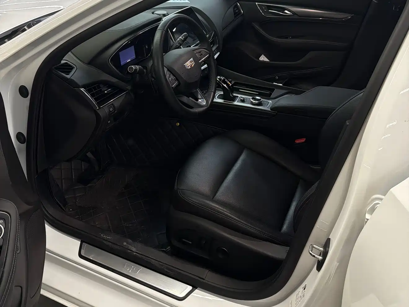 Cadillac CT5 2022 28T Luxury (Standard) фото 8