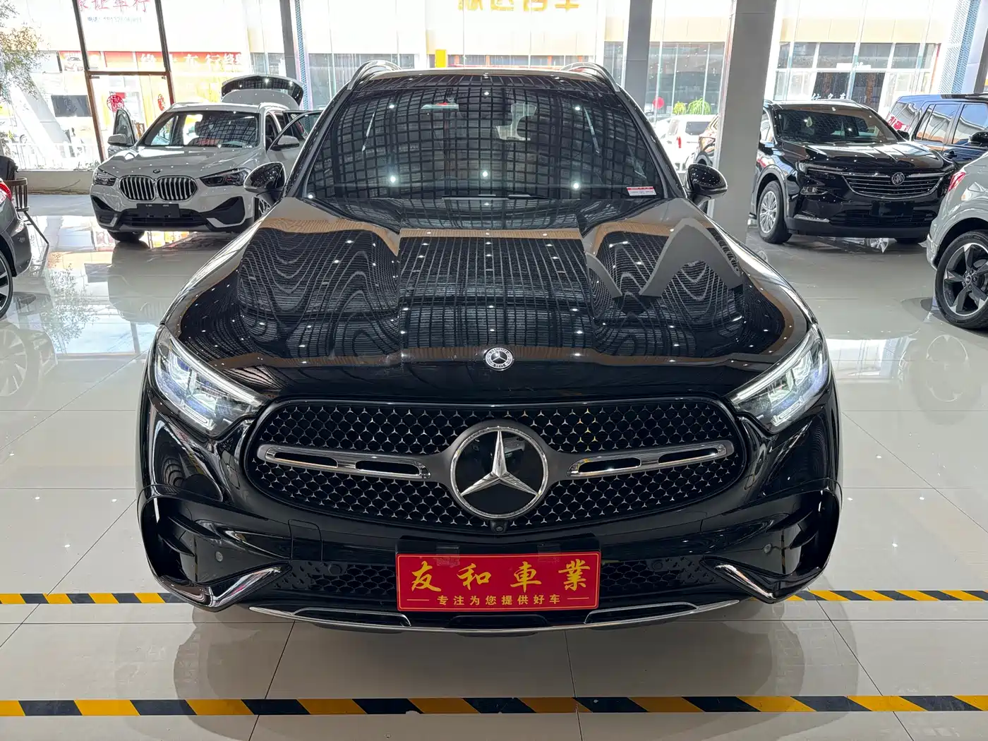 Mercedes-Benz GLC 2023 GLC 300 L 4MATIC Dynamic 7-Seater фото 2