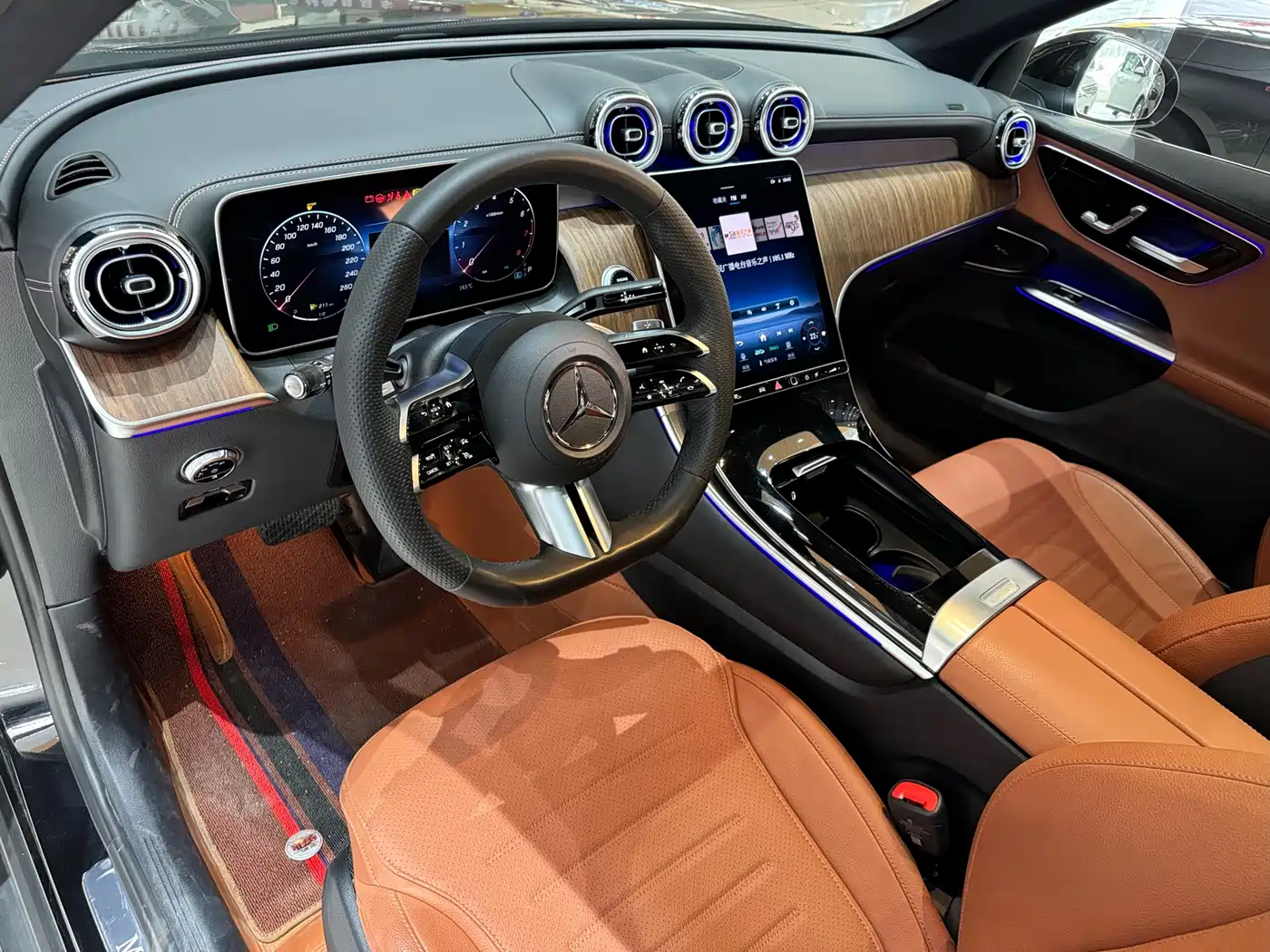 Mercedes-Benz GLC 2023 GLC 300 L 4MATIC Dynamic 7-Seater фото 4