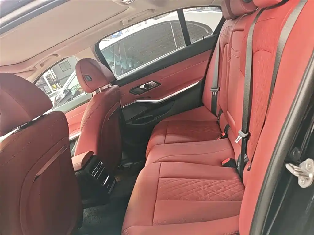 BMW i3 2024 eDrive 35 L фото 17