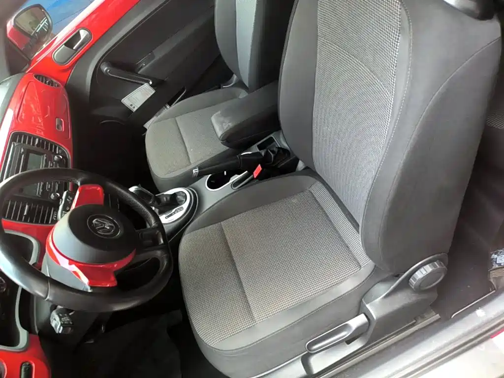Volkswagen Beetle 2015 280TSI фото 15