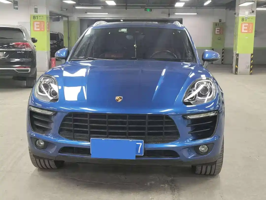 Porsche Macan 2017 Macan 2.0T фото 2