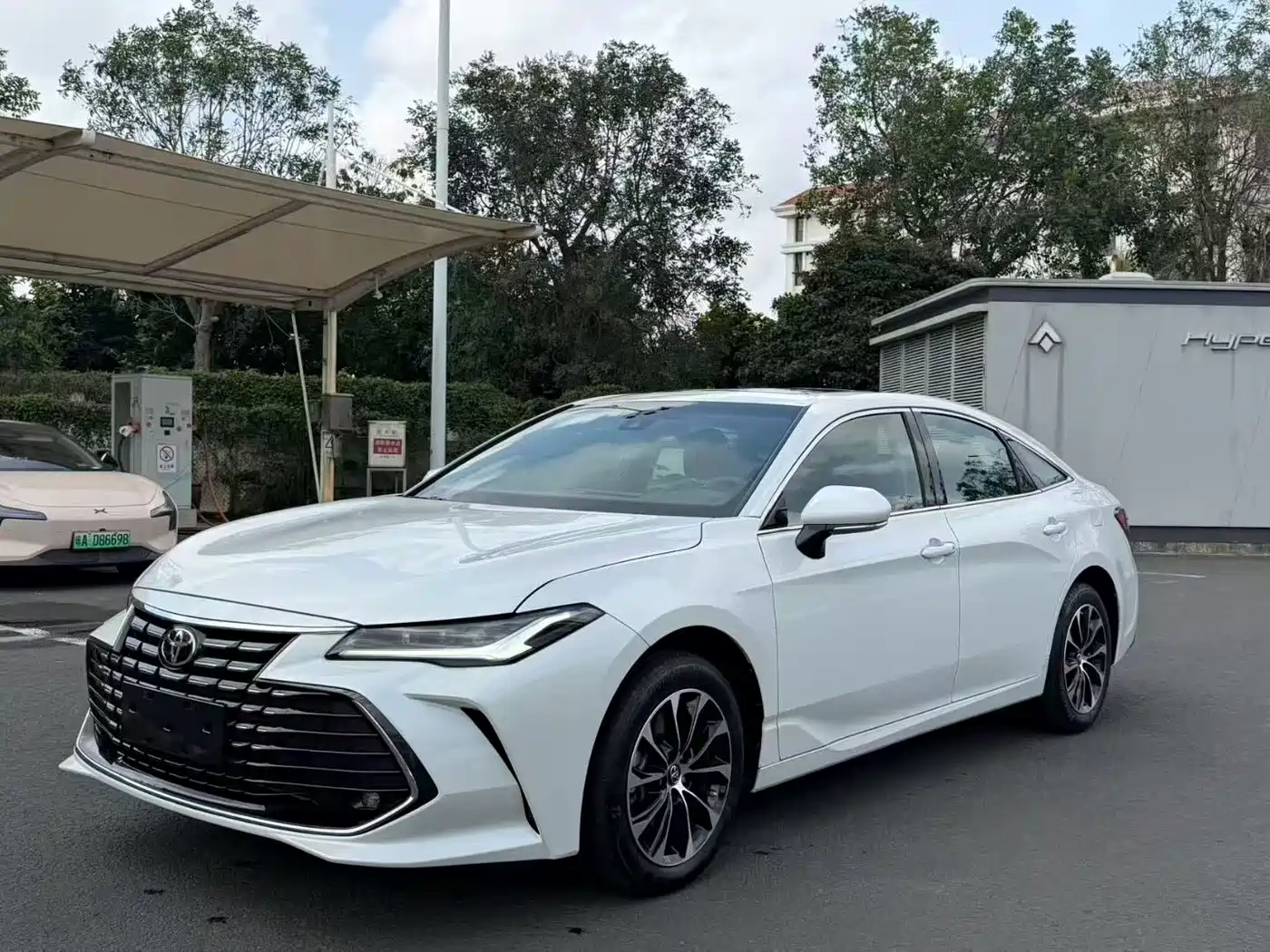 Toyota Avalon 2024 Model Hybrid 2.0L Premium Selection Edition фото 2