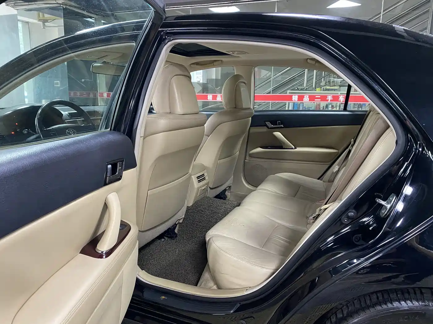 Toyota Reiz 2008 2.5S Special Navigation Edition фото 6