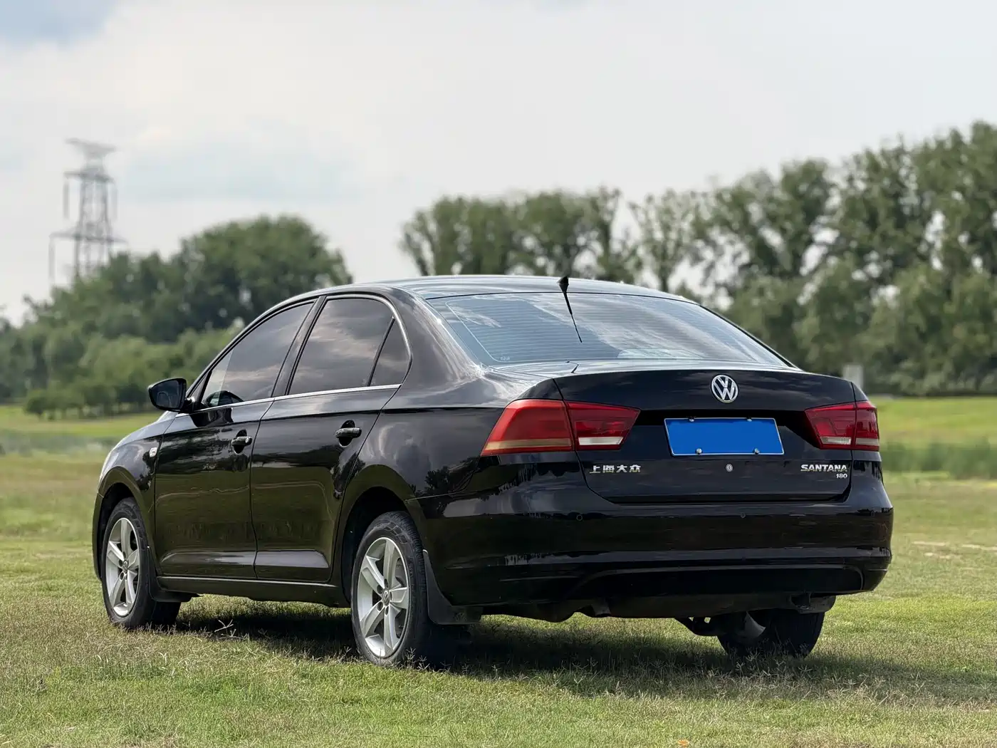 Volkswagen Santana 2016 1.6L Automatic Comfort Edition фото 9