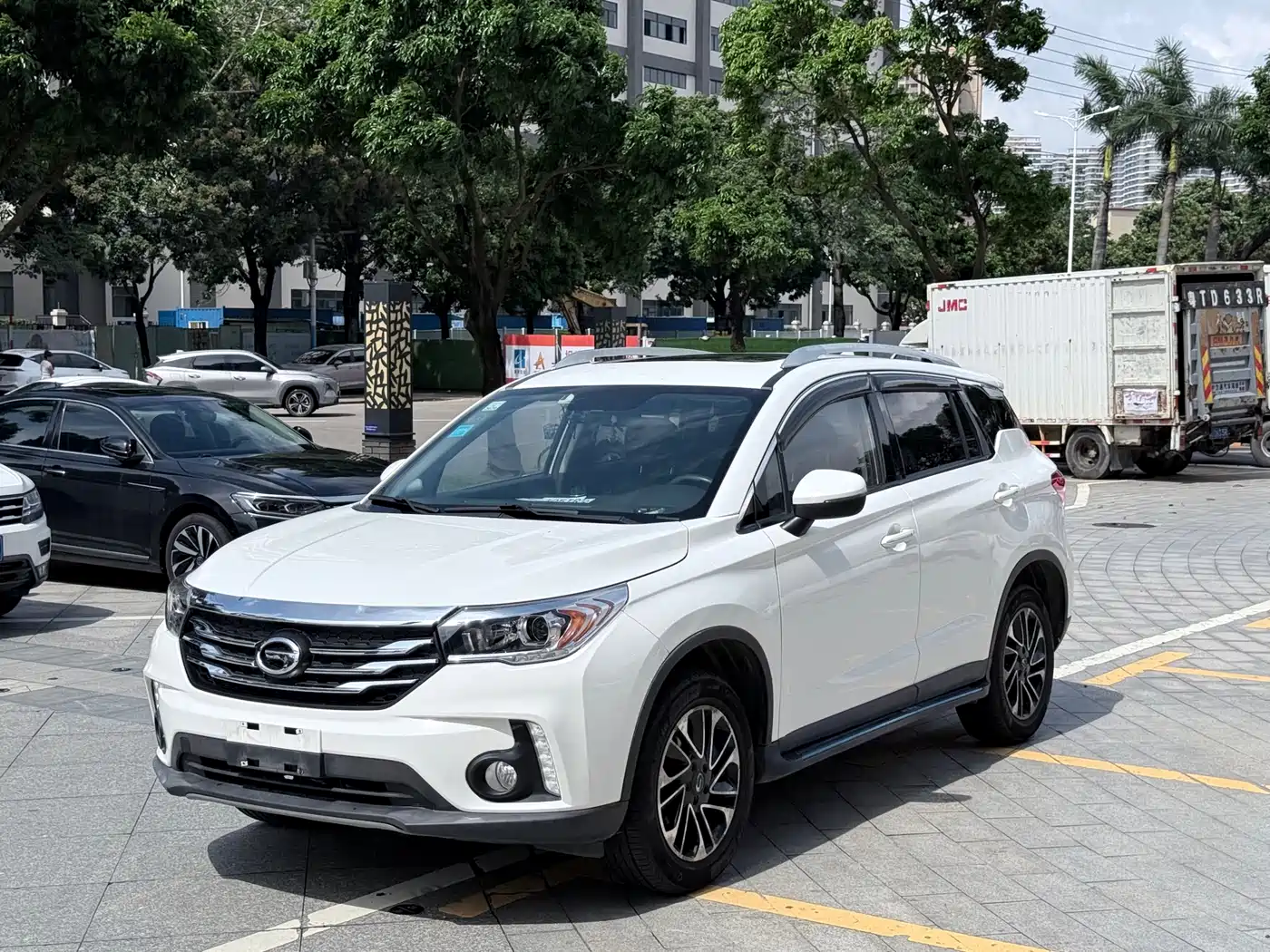 GAC Trumpchi Trumpchi GS4 2015 200T G-DCT Elite Edition