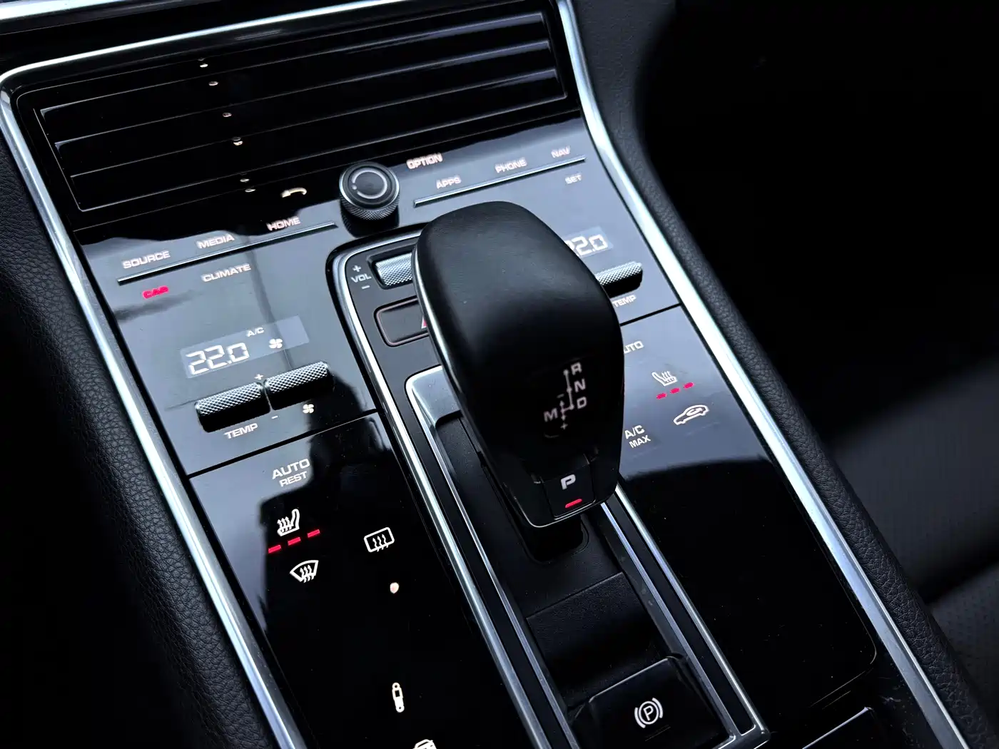 Porsche Panamera 2017 Panamera 3.0T фото 23