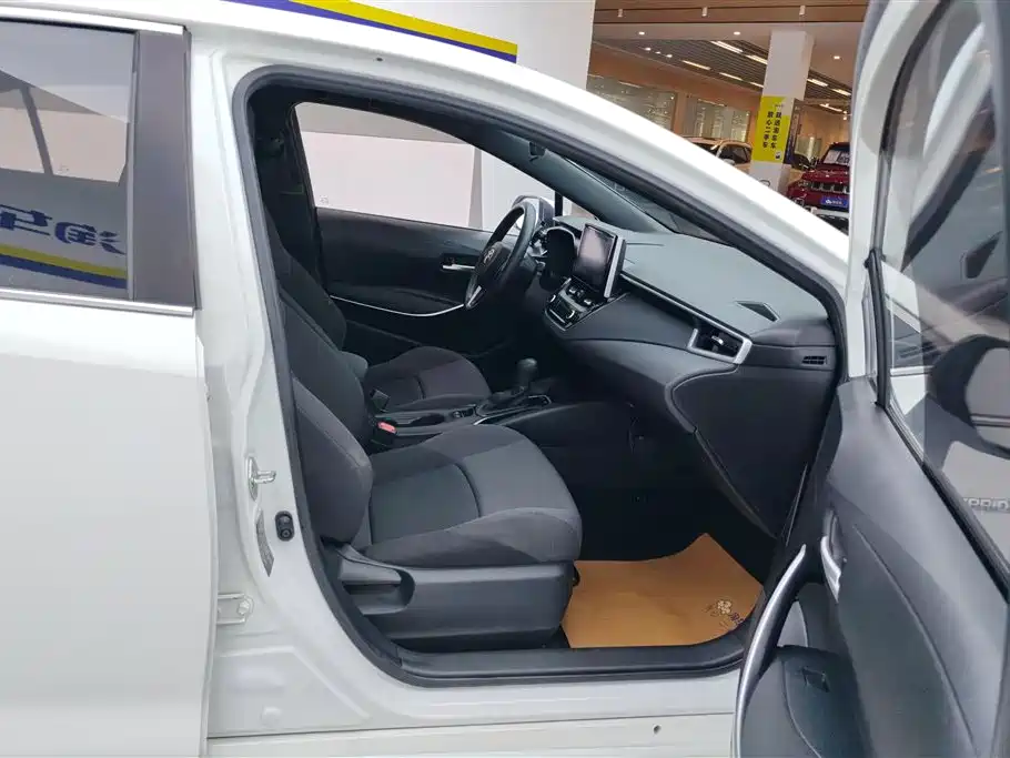 Toyota Levin 2019 Hybrid 1.8H E-CVT Luxury Edition China VI фото 8