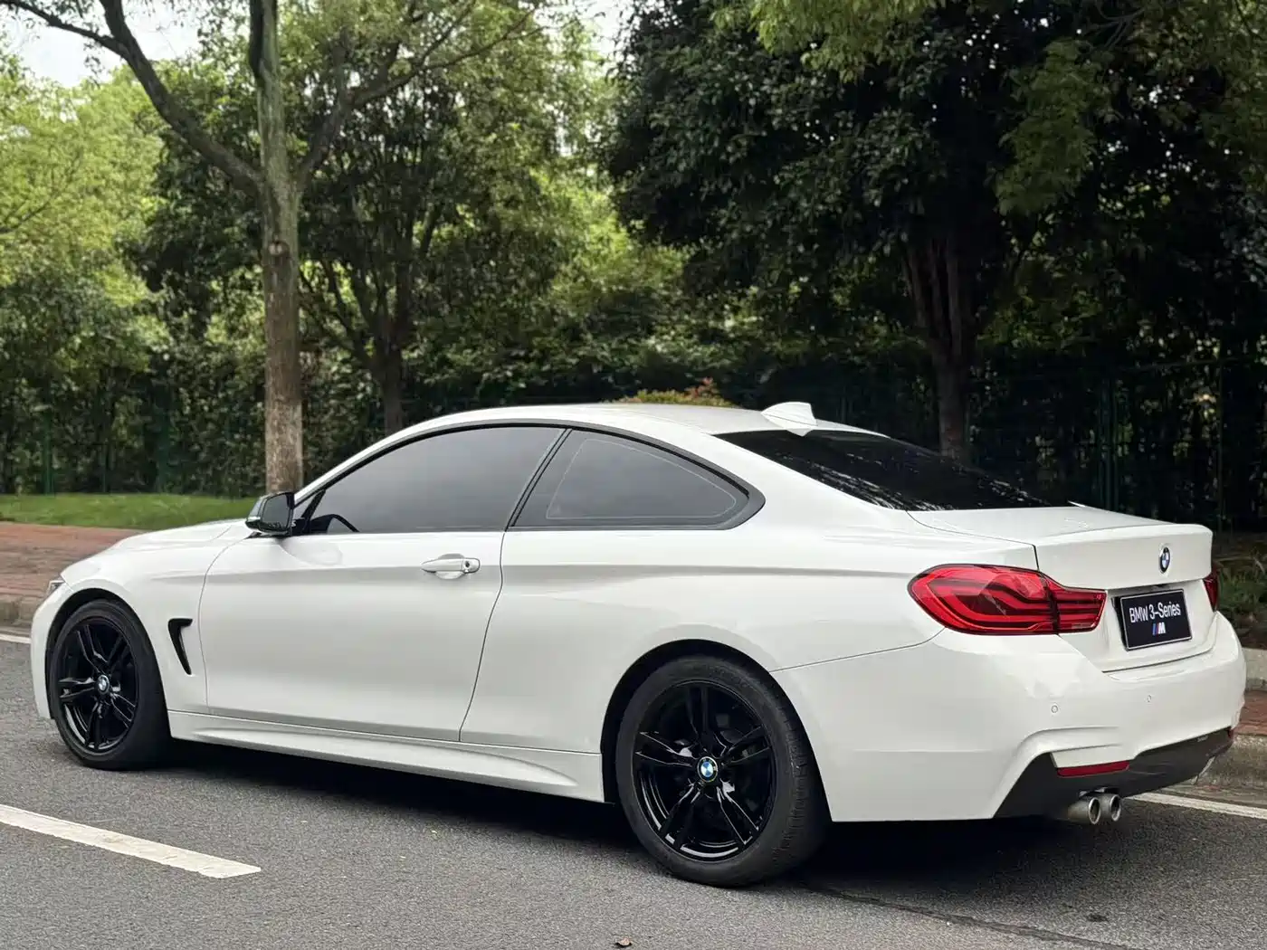 BMW 4 Series 2019 425i M Sport Shadow Edition фото 7