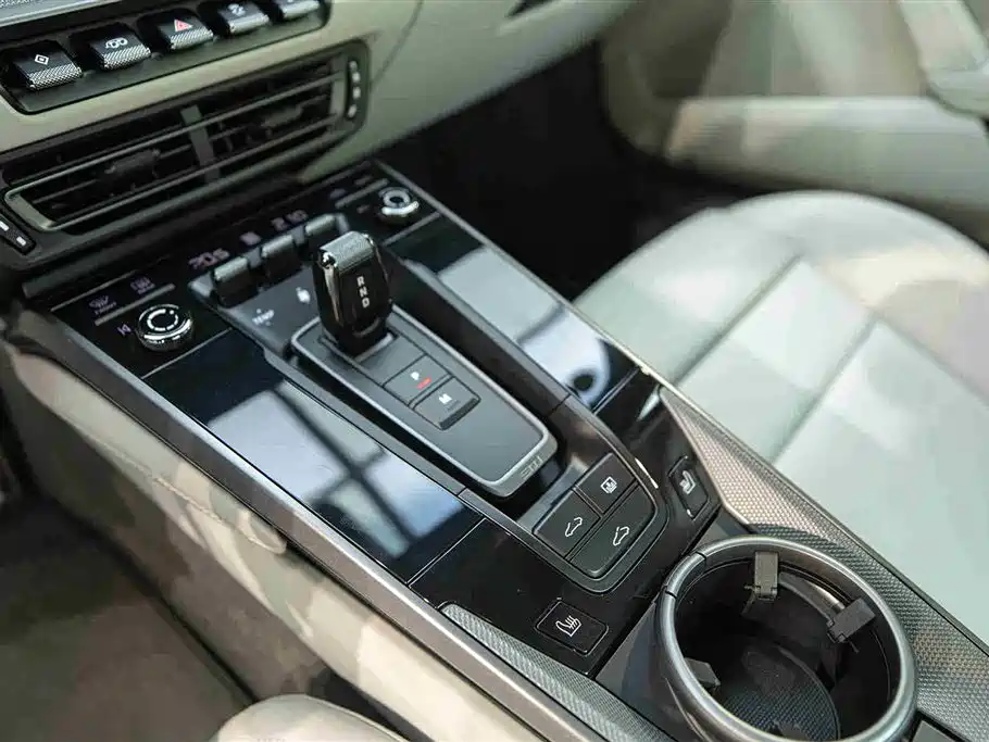Porsche 911 2023 Carrera 3.0T фото 13