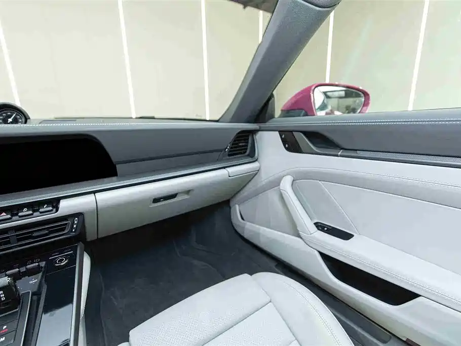 Porsche 911 2023 Carrera 3.0T фото 4