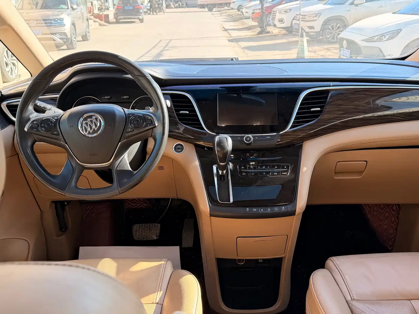 Buick GL8 2018 ES 28T Luxury Type China VI фото 14