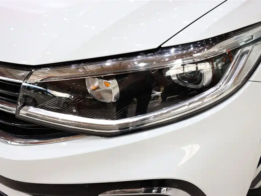 Volkswagen Bora 2023 200TSI DSG Smart Edition фото 7