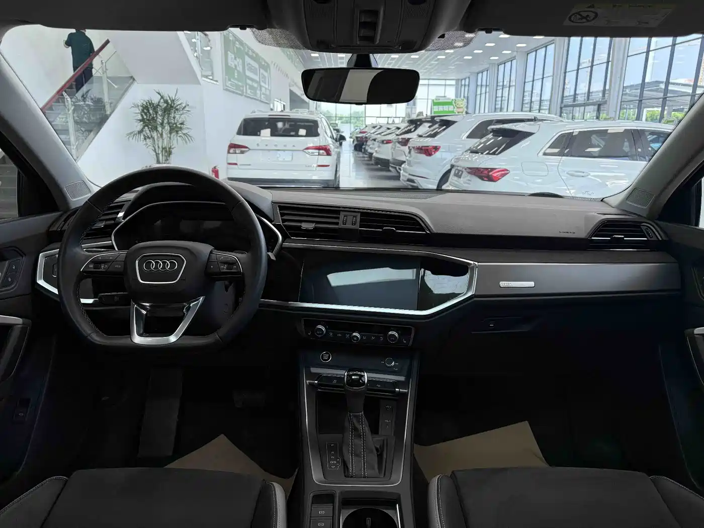 Audi Q3 2022 35 TFSI Fashion Dynamic фото 21