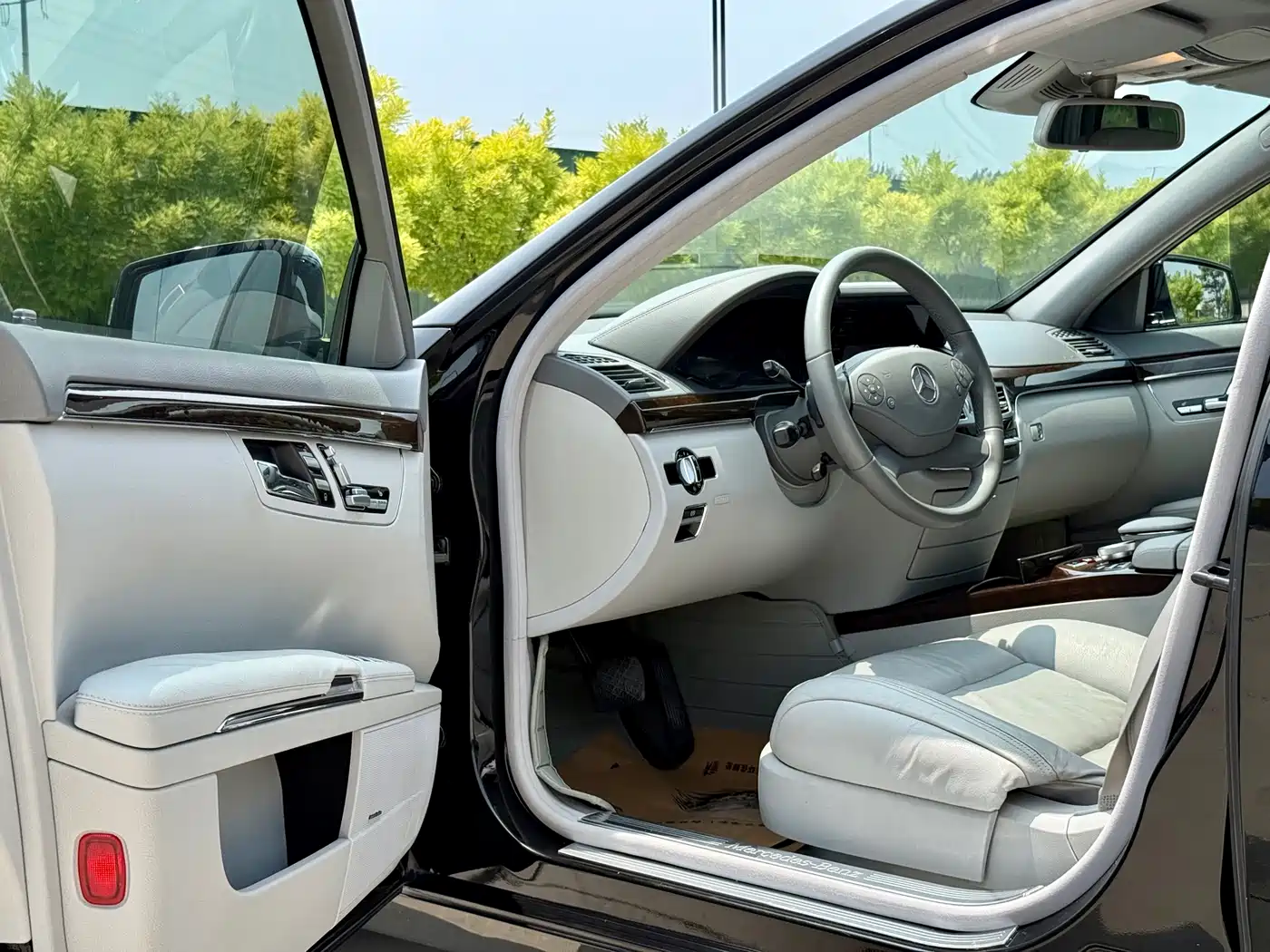 Mercedes-Benz S-Class 2010 S 300 L Business фото 16