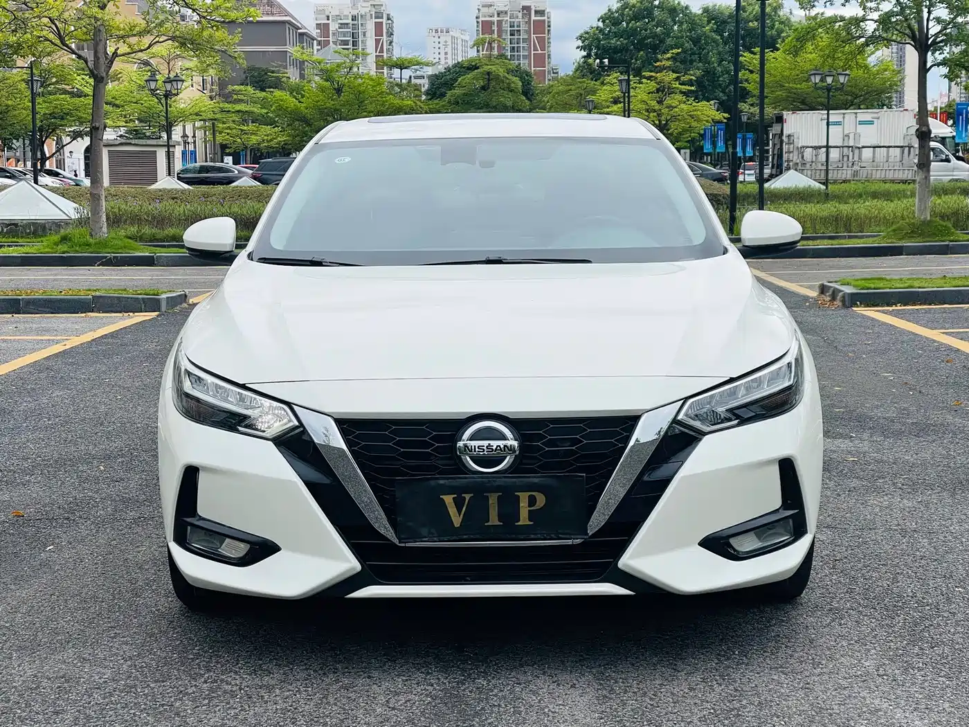 Nissan SYLPHY, миниатюра 2